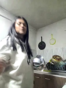 Hannah-grace online show from March 4, 2025, 1:17 pm