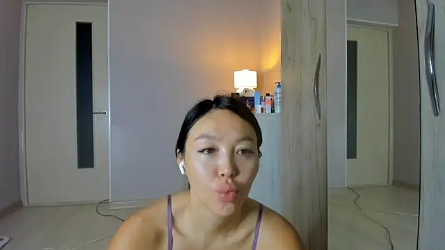 keiko hot online show from May 31, 2026, 3:01 am