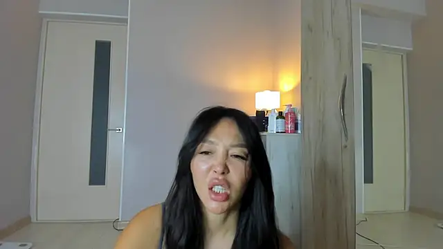 keiko hot online show from July 2, 2026, 3:07 am