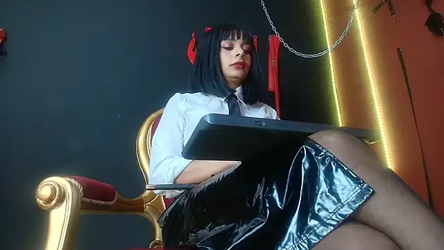 amy-mistress online show from December 5, 2024, 8:49 pm