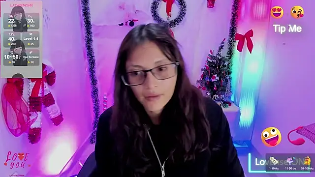 Kyomi chang online show from December 3, 2025, 1:32 pm