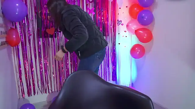 Kyomi chang online show from September 17, 2025, 1:13 pm