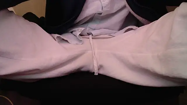 Snapshot of herver67 chatting on December 1, 2025, 3:35 pm herver67 online show from December 1, 2025, 3:35 pm