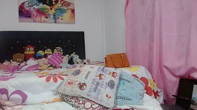 aleera starxx982 online show from March 4, 2025, 1:45 am