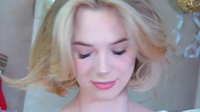 GentleRossi online show from December 5, 2025, 3:10 pm