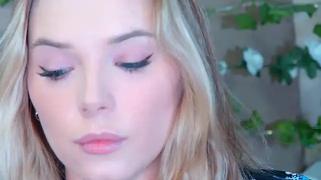 Snapshot of GentleRossi chatting on May 25, 2026, 4:49 pm GentleRossi online show from May 25, 2026, 4:49 pm