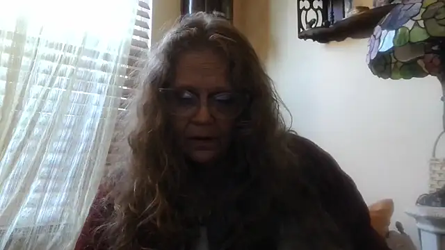 DestineeLoverGirl online show from November 5, 2025, 1:36 pm