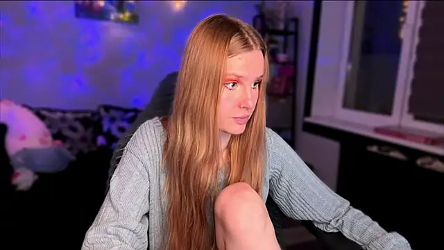 Chanel Gill online show from December 13, 2025, 8:04 pm