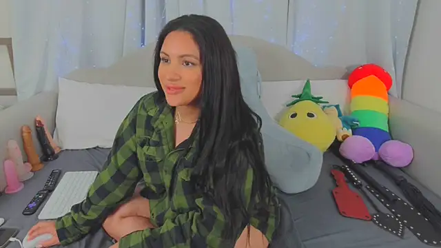 Snapshot of MeghanXO chatting on April 19, 2026, 6:10 pm MeghanXO online show from April 19, 2026, 6:10 pm