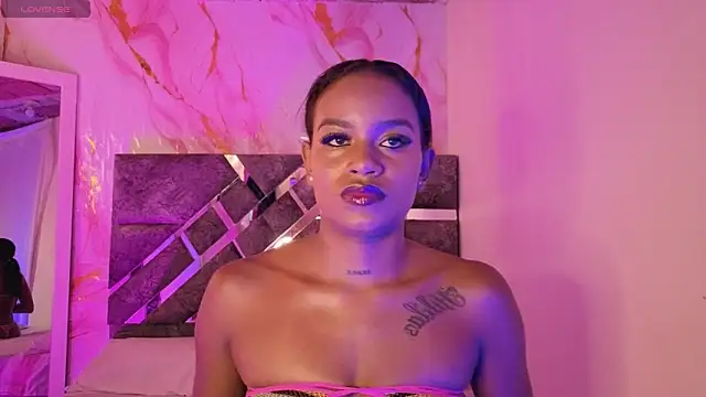 Snapshot of pameela_brown chatting on April 17, 2026, 8:55 pm pameela brown online show from April 17, 2026, 8:55 pm
