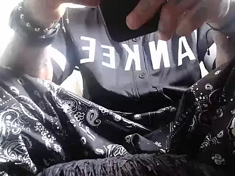 Snapshot of xxxtreme_master7 chatting on December 22, 2025, 7:03 pm xxxtreme master7 online show from December 22, 2025, 7:03 pm