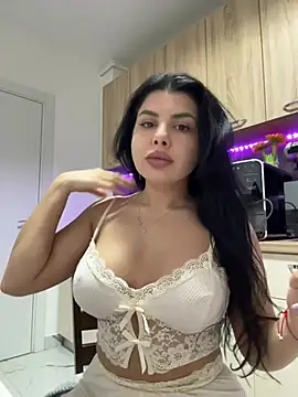 Scarlett-Dream online show from April 3, 2026, 5:14 am