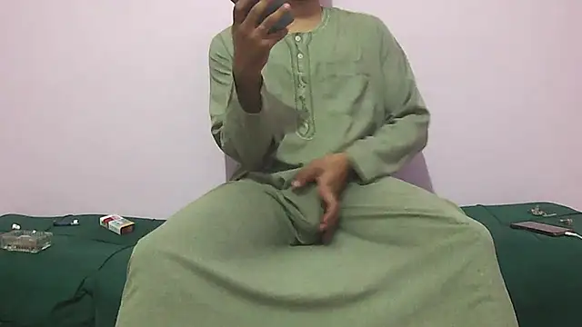 Snapshot of foxsanSs chatting on September 16, 2025, 7:04 pm foxsanSs online show from September 16, 2025, 7:04 pm