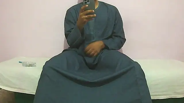 Snapshot of foxsanSs chatting on October 5, 2025, 7:37 pm foxsanSs online show from October 5, 2025, 7:37 pm