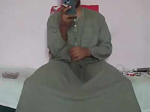 Snapshot of foxsanSs chatting on October 11, 2025, 1:45 pm foxsanSs online show from October 11, 2025, 1:45 pm