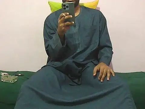 Snapshot of foxsanSs chatting on November 21, 2025, 10:20 pm foxsanSs online show from November 21, 2025, 10:20 pm