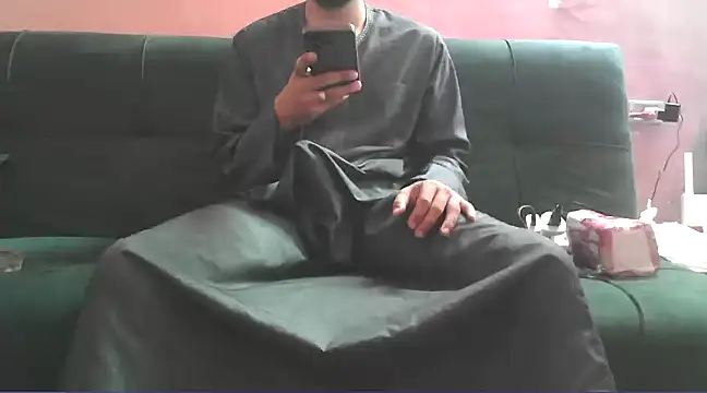 Snapshot of foxsanSs chatting on March 11, 2025, 3:47 am foxsanSs online show from March 11, 2025, 3:47 am