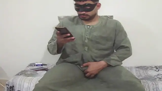 foxsanSs online show from May 26, 2026, 3:21 pm