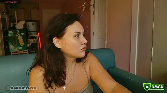 AminaCharm online show from November 20, 2025, 6:47 am