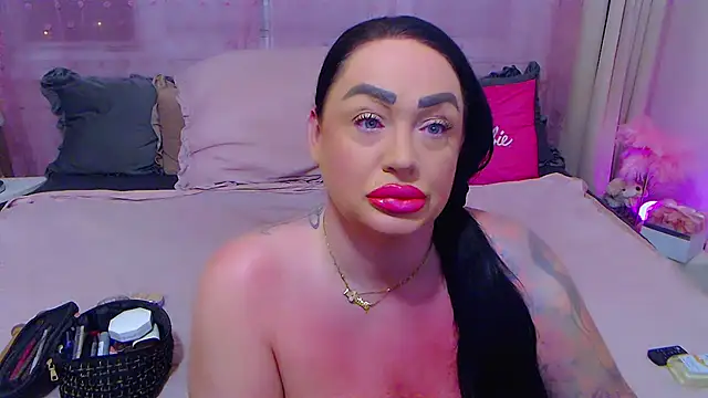 BustyVicky online show from October 23, 2025, 9:13 pm