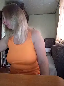 BustyBlond online show from November 22, 2025, 5:17 am