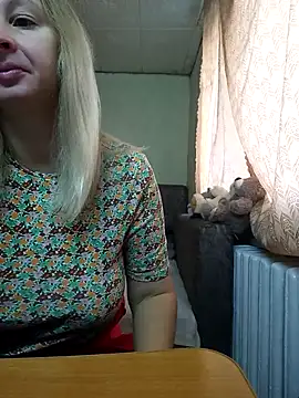 BustyBlond online show from October 22, 2025, 4:34 am