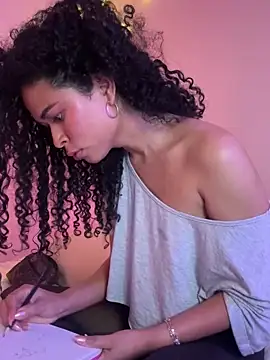 GabriSaenz online show from December 13, 2024, 12:31 am