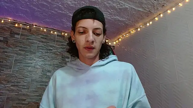 omar alurba online show from September 20, 2025, 1:54 am