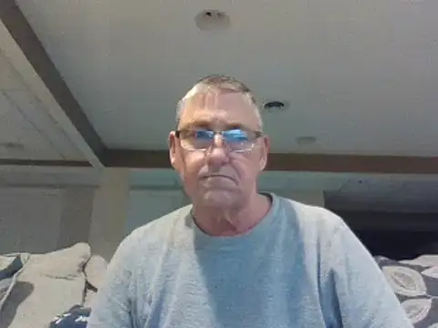 takeitall101 online show from January 1, 2025, 11:18 pm