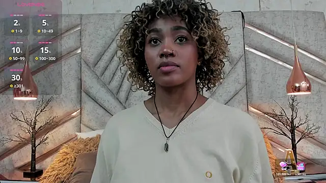 AgataRinaldi online show from November 21, 2025, 8:41 pm