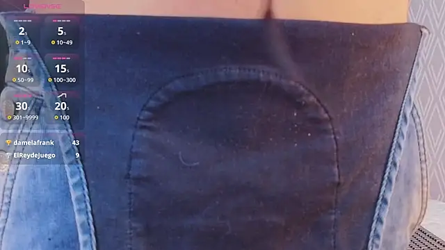 Snapshot of skinnyandcute chatting on October 14, 2025, 2:56 am skinnyandcute online show from October 14, 2025, 2:56 am