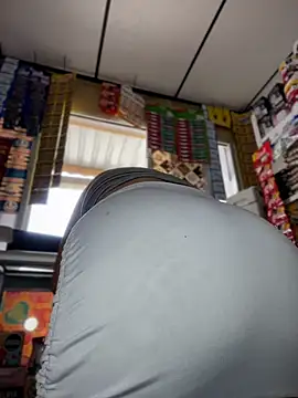 sammyqueenx21 online show from March 3, 2026, 5:09 pm