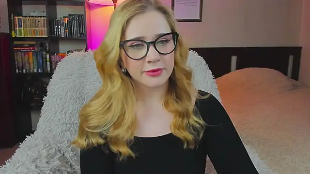 Lav Tender online show from September 17, 2025, 7:38 pm