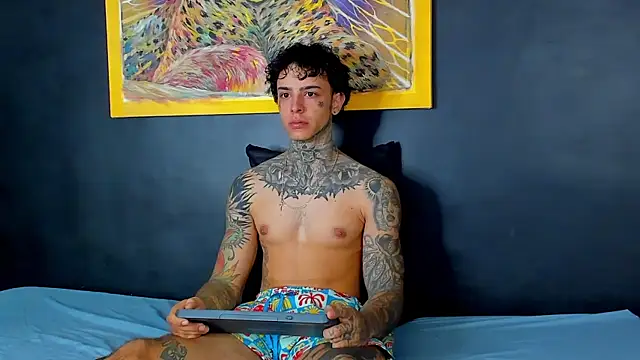 Snapshot of Aron_ford chatting on September 20, 2025, 12:10 pm Aron ford online show from September 20, 2025, 12:10 pm