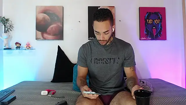 SophieFoxx17 online show from January 10, 2026, 12:11 pm