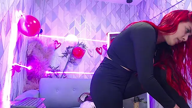 AsheyBaker online show from March 5, 2025, 10:00 am