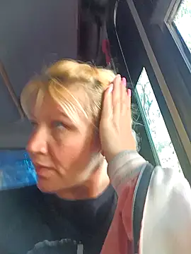 Nicolle Milf online show from January 31, 2025, 9:26 pm