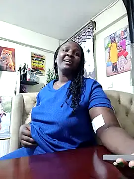 Snapshot of Toomuchbooty33 chatting on October 8, 2025, 8:31 pm Toomuchbooty33 online show from October 8, 2025, 8:31 pm