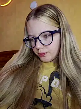 Snapshot of -veranito- chatting on March 20, 2025, 3:02 am -veranito- online show from March 20, 2025, 3:02 am