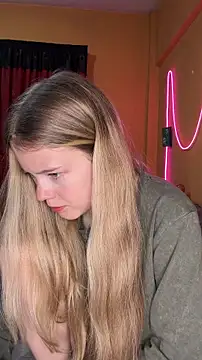 Snapshot of -veranito- chatting on November 30, 2025, 9:04 pm -veranito- online show from November 30, 2025, 9:04 pm