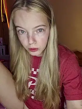 Snapshot of -veranito- chatting on February 10, 2025, 3:03 am -veranito- online show from February 10, 2025, 3:03 am