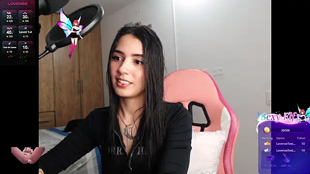 Danae 999 online show from December 3, 2024, 11:40 pm