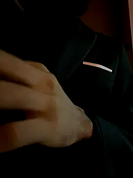 Snapshot of Alessandro__Rossi chatting on November 16, 2025, 12:59 am Alessandro Rossi online show from November 16, 2025, 12:59 am