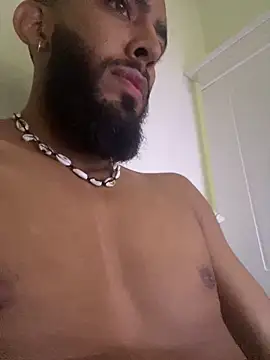 Snapshot of Alessandro__Rossi chatting on February 5, 2026, 5:09 pm Alessandro Rossi online show from February 5, 2026, 5:09 pm