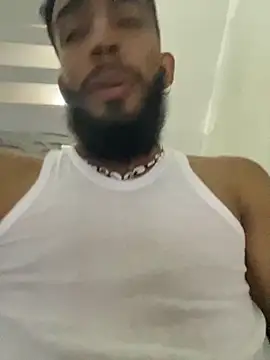 Snapshot of Alessandro__Rossi chatting on November 22, 2025, 7:57 pm Alessandro Rossi online show from November 22, 2025, 7:57 pm