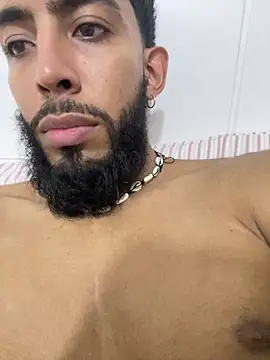 Snapshot of Alessandro__Rossi chatting on December 22, 2025, 5:57 pm Alessandro Rossi online show from December 22, 2025, 5:57 pm