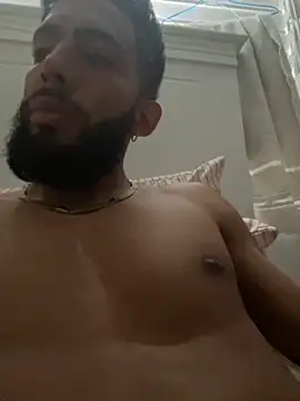 Snapshot of Alessandro__Rossi chatting on October 3, 2025, 5:58 pm Alessandro Rossi online show from October 3, 2025, 5:58 pm