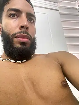 Snapshot of Alessandro__Rossi chatting on January 8, 2026, 12:44 pm Alessandro Rossi online show from January 8, 2026, 12:44 pm