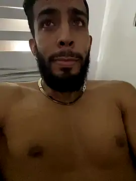 Snapshot of Alessandro__Rossi chatting on September 24, 2025, 3:13 am Alessandro Rossi online show from September 24, 2025, 3:13 am