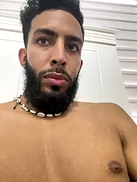 Snapshot of Alessandro__Rossi chatting on January 7, 2026, 6:02 pm Alessandro Rossi online show from January 7, 2026, 6:02 pm